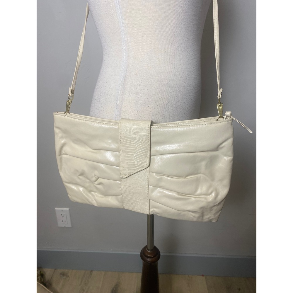 Vintage Bag Bazaar Cream Ruched Crossbody Clutch Bag Faux Leather 70s 80s Retro